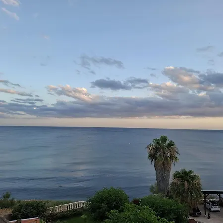 Baia Di Capo Piccolo Vacanze